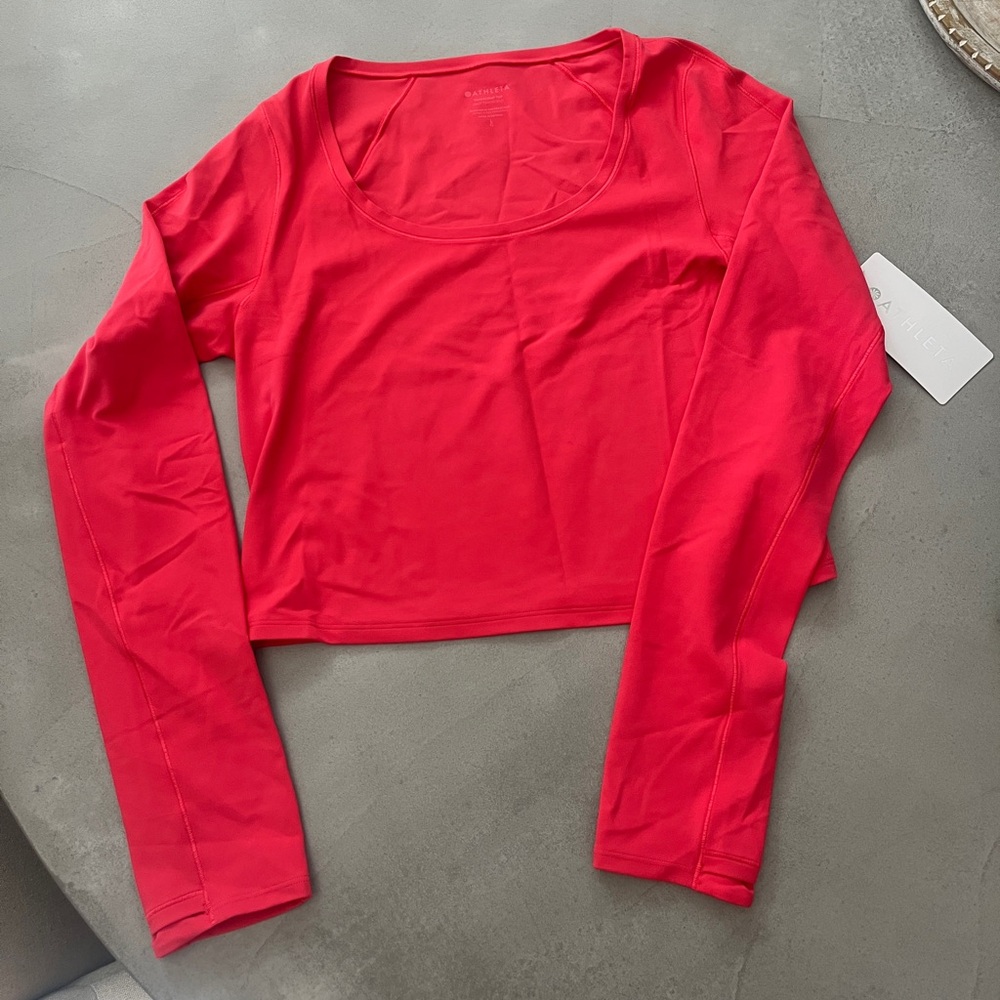 NWT Athleta Transcend Top